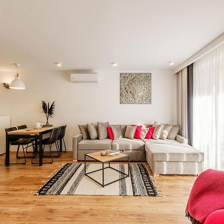 זקופאנה Rezydencja Ornak 5 - Stylowe Apartamenty Z Balkonami I Jacuzzi, 5 Min Pieszo Do Krupowek, Izby Podhalanskie מראה חיצוני תמונה