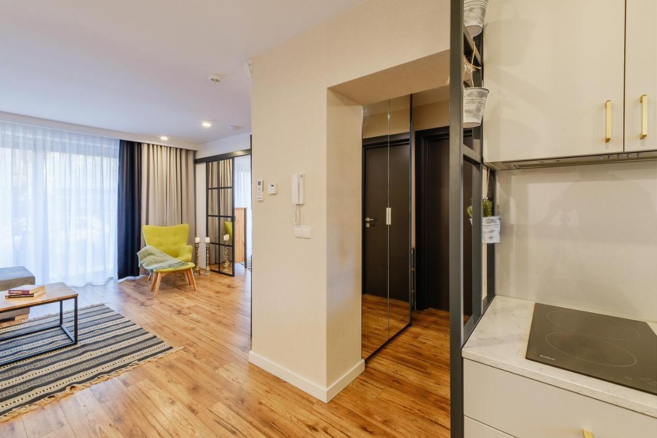 זקופאנה Rezydencja Ornak 5 - Stylowe Apartamenty Z Balkonami I Jacuzzi, 5 Min Pieszo Do Krupowek, Izby Podhalanskie מראה חיצוני תמונה