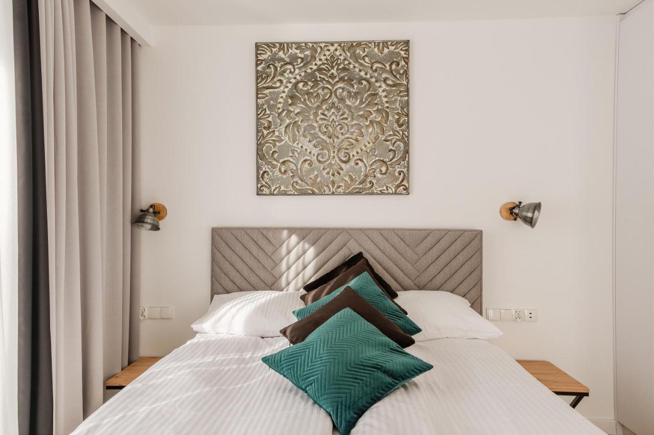 זקופאנה Rezydencja Ornak 5 - Stylowe Apartamenty Z Balkonami I Jacuzzi, 5 Min Pieszo Do Krupowek, Izby Podhalanskie מראה חיצוני תמונה