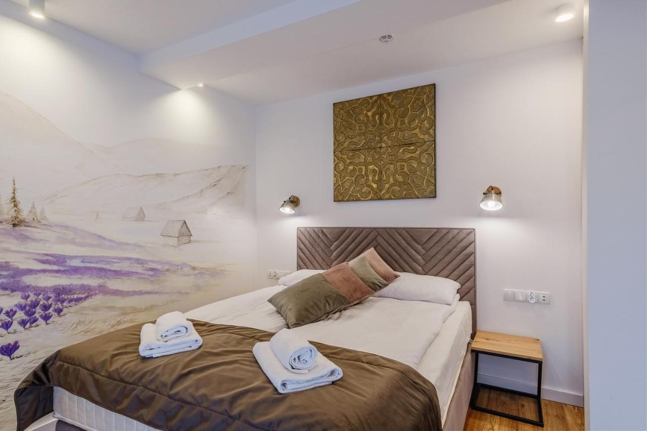 זקופאנה Rezydencja Ornak 5 - Stylowe Apartamenty Z Balkonami I Jacuzzi, 5 Min Pieszo Do Krupowek, Izby Podhalanskie מראה חיצוני תמונה