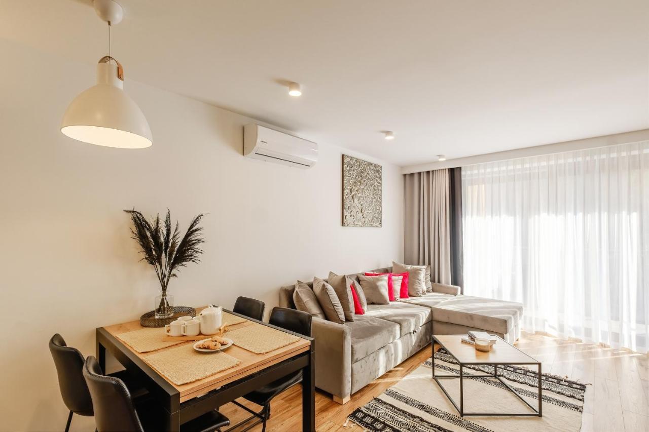 זקופאנה Rezydencja Ornak 5 - Stylowe Apartamenty Z Balkonami I Jacuzzi, 5 Min Pieszo Do Krupowek, Izby Podhalanskie מראה חיצוני תמונה