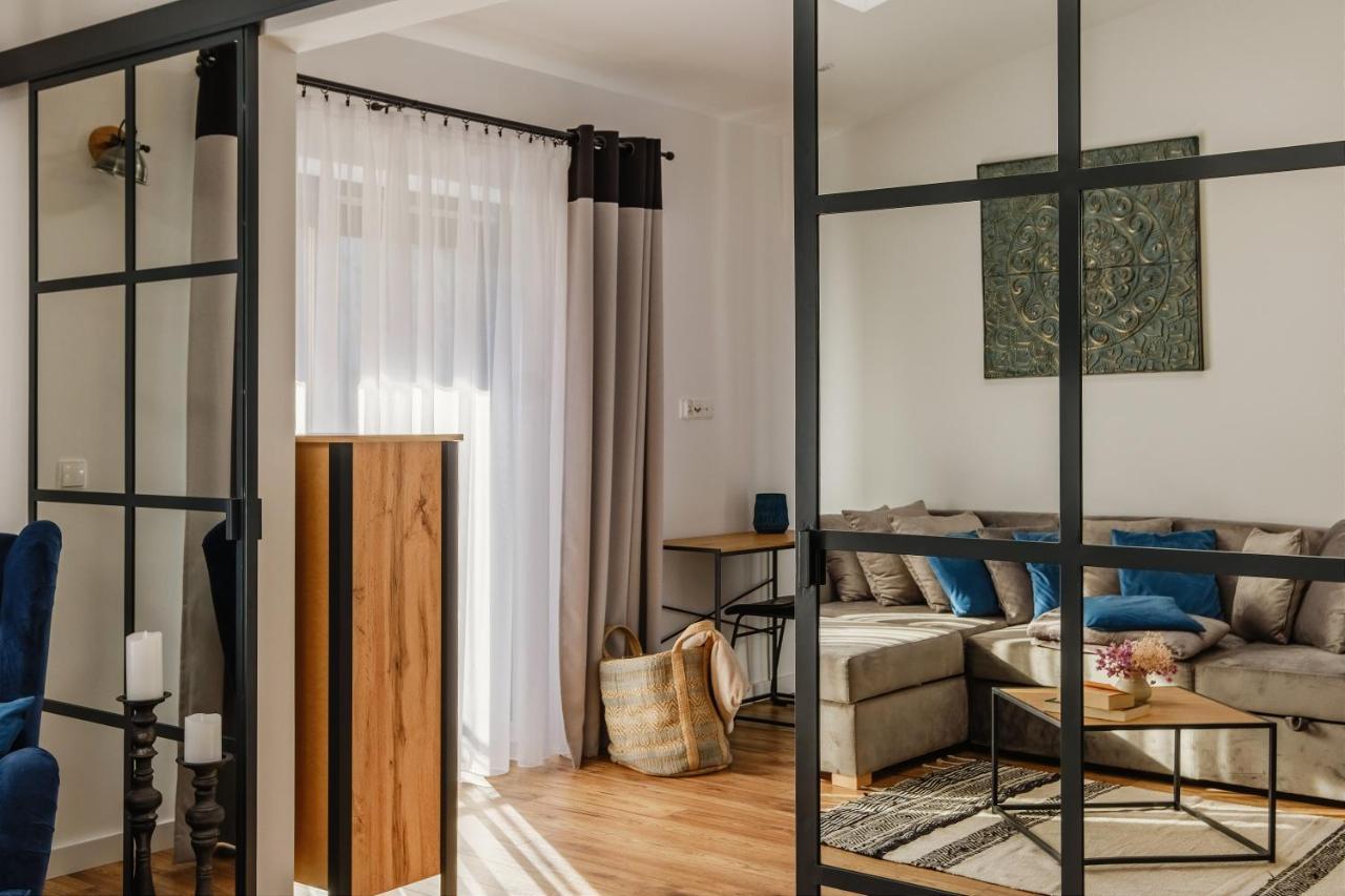 זקופאנה Rezydencja Ornak 5 - Stylowe Apartamenty Z Balkonami I Jacuzzi, 5 Min Pieszo Do Krupowek, Izby Podhalanskie מראה חיצוני תמונה