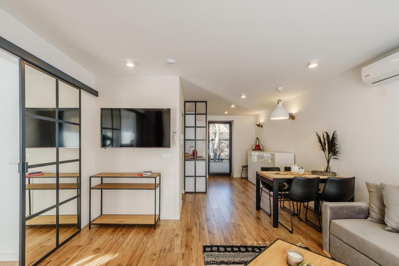 זקופאנה Rezydencja Ornak 5 - Stylowe Apartamenty Z Balkonami I Jacuzzi, 5 Min Pieszo Do Krupowek, Izby Podhalanskie מראה חיצוני תמונה