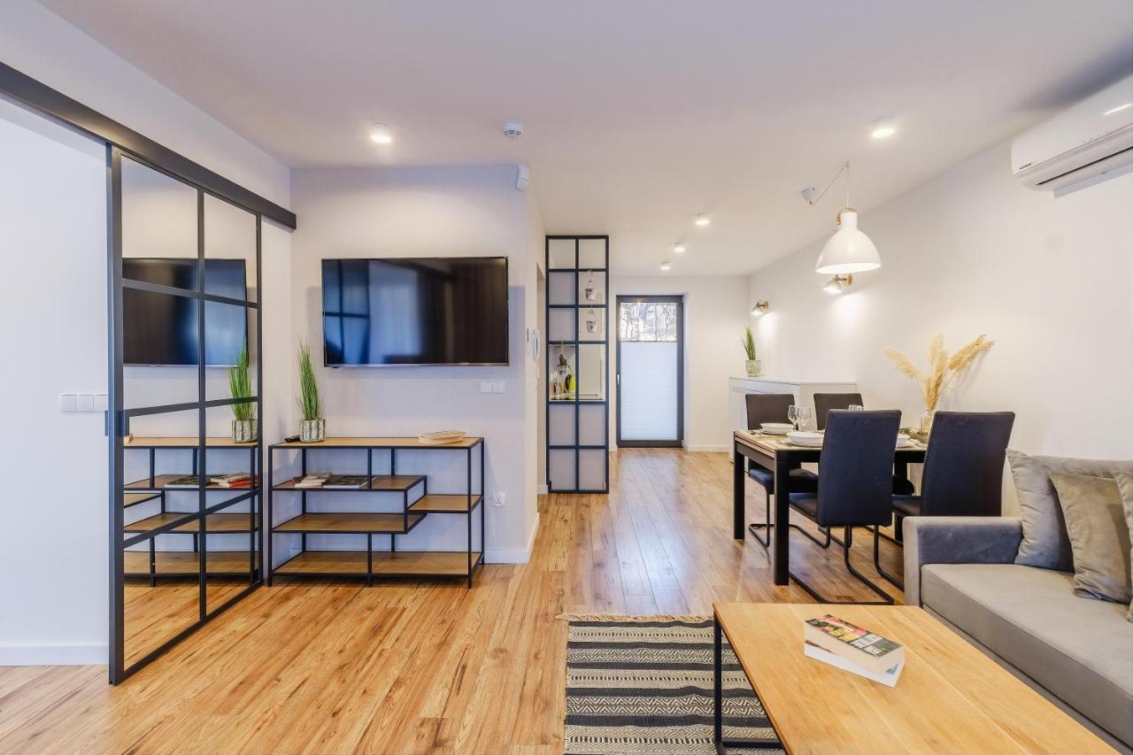 זקופאנה Rezydencja Ornak 5 - Stylowe Apartamenty Z Balkonami I Jacuzzi, 5 Min Pieszo Do Krupowek, Izby Podhalanskie מראה חיצוני תמונה